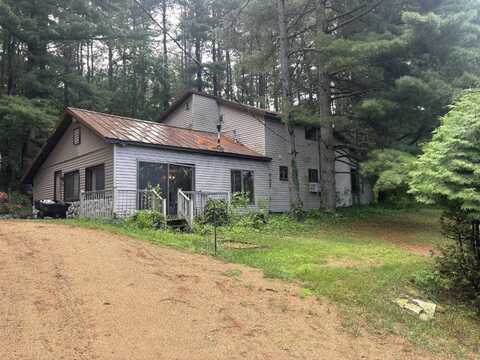 1769 W Leinaar Road, Delton, MI 49046