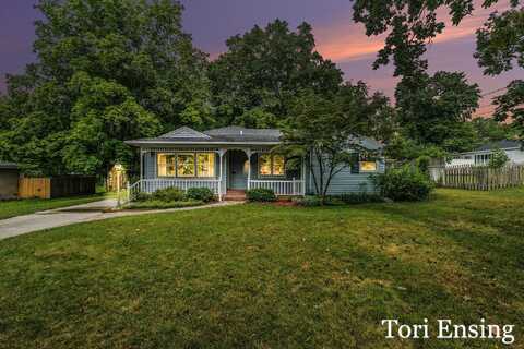 909 S Alexander Street, Greenville, MI 48838
