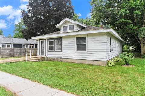 25 Washington Street, Galesburg, MI 49053