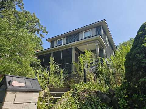 528 Woodlawn Street SE, Grand Rapids, MI 49507