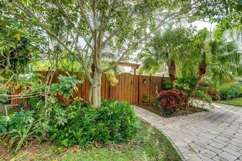 904 NE 18th St, Fort Lauderdale, FL 33305