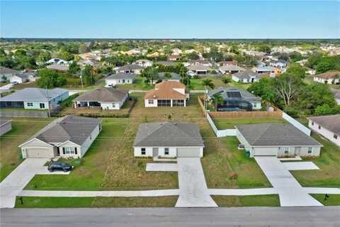 555 SW Paar Dr, Port Saint Lucie, FL 34953
