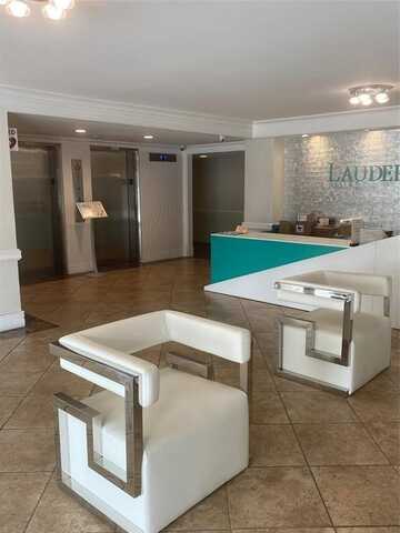 2900 NE 30th St, Fort Lauderdale, FL 33306
