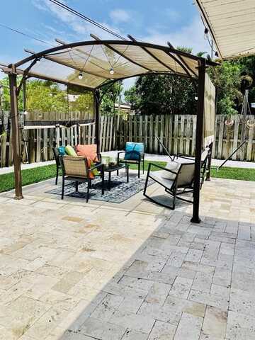 2640 NE 10th Ter, Pompano Beach, FL 33064