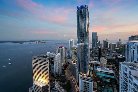 950 Brickell Bay Dr, Miami, FL 33131