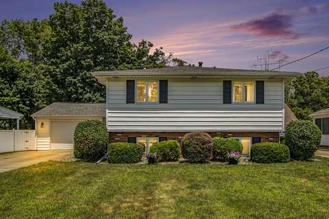 1017 Parchmount Avenue, Kalamazoo, MI 49004