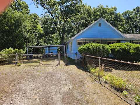 3104 Stratford Street, Norton Shores, MI 49444