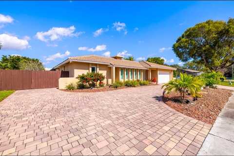 5921 SW 17th Ct, Plantation, FL 33317