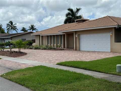 5921 SW 17th Ct, Plantation, FL 33317