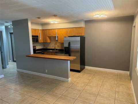 2607 NE 8th Ave, Wilton Manors, FL 33334