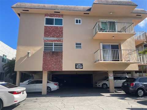 1840 Dewey St, Hollywood, FL 33020