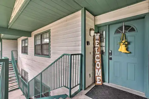 2700 Green Mountain Drive, Branson, MO 65616