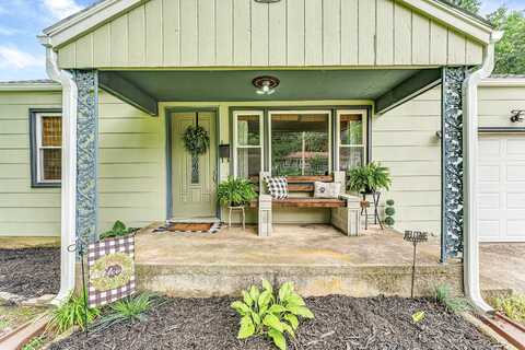 1327 S Lone Pine Avenue, Springfield, MO 65804