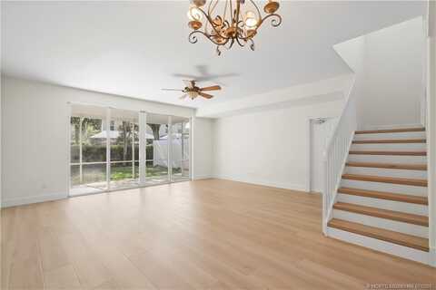 168 Santa Barbara Way, Palm Beach Gardens, FL 33410