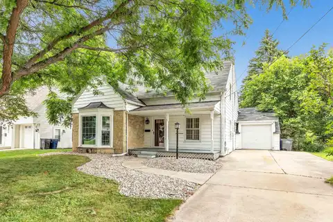 115 E MISSION Road, GREEN BAY, WI 54301