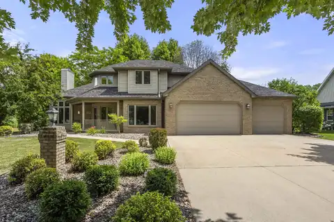 1213 SYMPHONY Boulevard, NEENAH, WI 54952