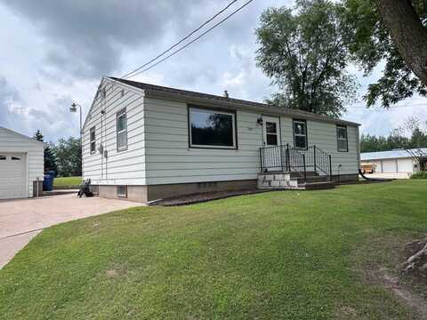 113 WAUPACA Street, CLINTONVILLE, WI 54929