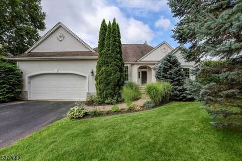 2 Post Oak Ct, Hardyston, NJ 07419