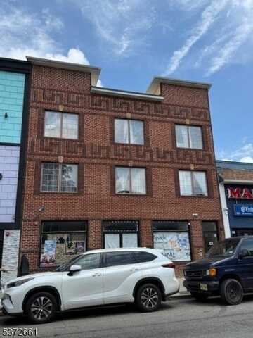 944 Main Ave, Passaic, NJ 07055