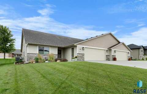 106 S 15th Ave, Rock Rapids, IA 51246