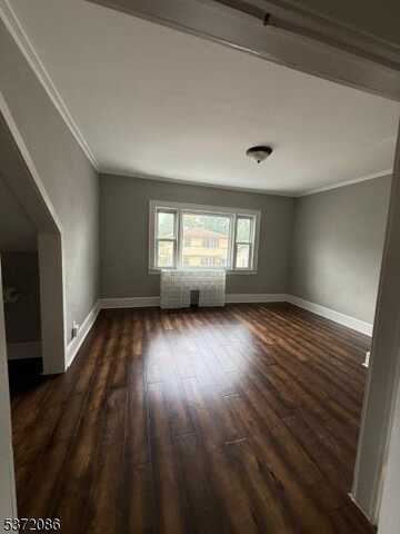 1500 Leslie St, Hillside, NJ 07205