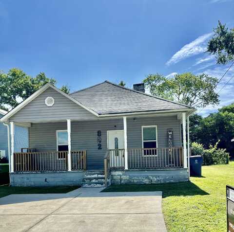 802 Indian Avenue, Rossville, GA 30741