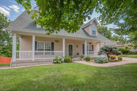 1344 Woodridge Ln., Moberly, MO 65270