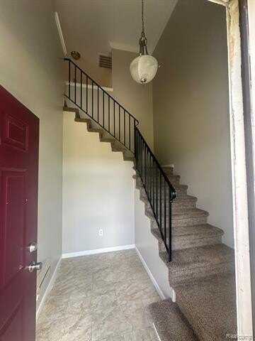 15385 YALE Drive, Clinton Township, MI 48038