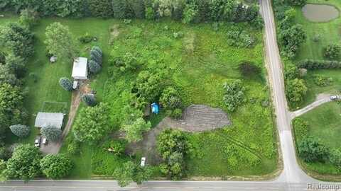 3475 N Mill Road, Dryden, MI 48428