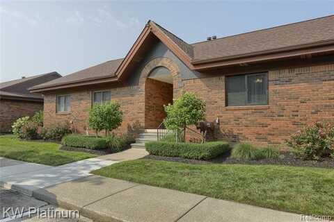 38671 Harrison Creek Court, Harrison Township, MI 48045