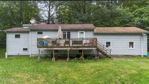 136 Niemchik Road, Hunlock Creek, PA 18621