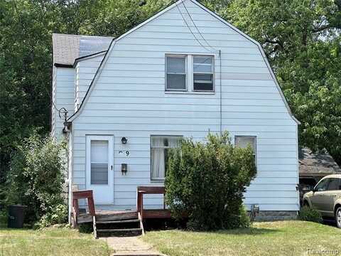 29 Putnam Avenue, Waterford, MI 48342