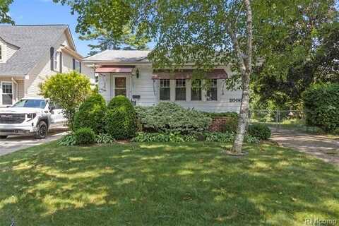2006 N Connecticut Avenue, Royal Oak, MI 48073
