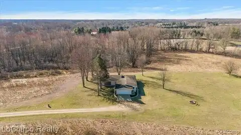 8603 N OWOSSO Road, Fowlerville, MI 48836