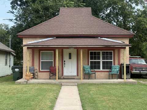 210 E Osborne St, Hutchinson, KS 67501