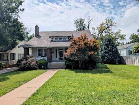 123 W 23rd Ave, Hutchinson, KS 67502