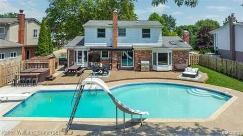 5795 LIMESTONE Drive, Troy, MI 48085
