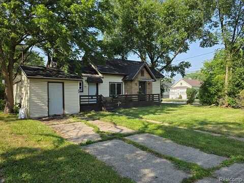 402 Oak Street, Saginaw, MI 48604