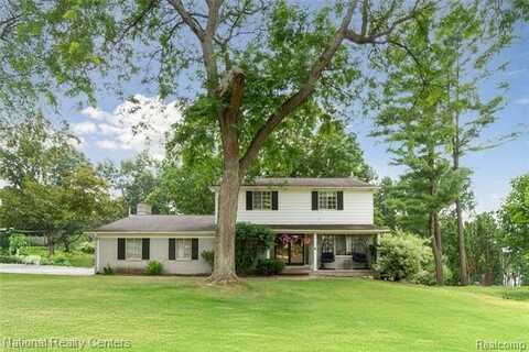6627 Balmoral Terrace, Clarkston, MI 48346