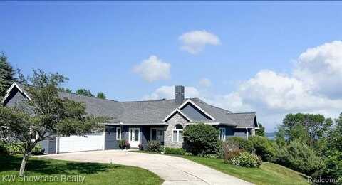 9690 E Walkabout Lane, Traverse City, MI 49684