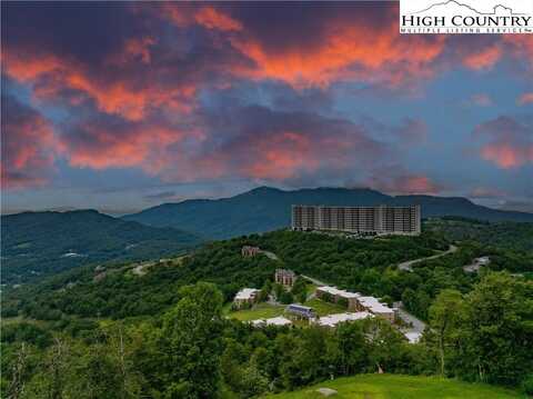 303 Sugar Top Drive, Sugar Mountain, NC 28604