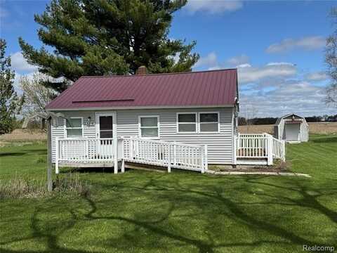 5516 Hoover Road, Barryton, MI 49305