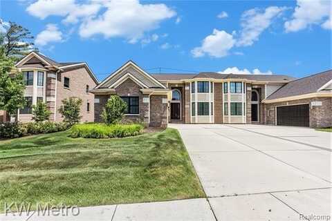 20282 BEACON Way, Northville, MI 48167