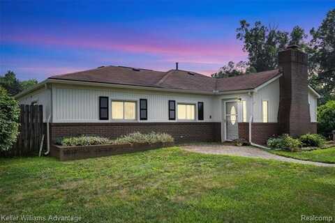 32671 Cadillac Street, Farmington Hills, MI 48336