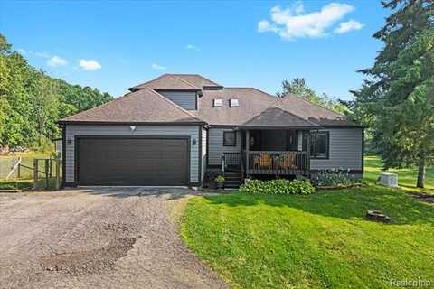 61353 W 8 Mile Road, South Lyon, MI 48178