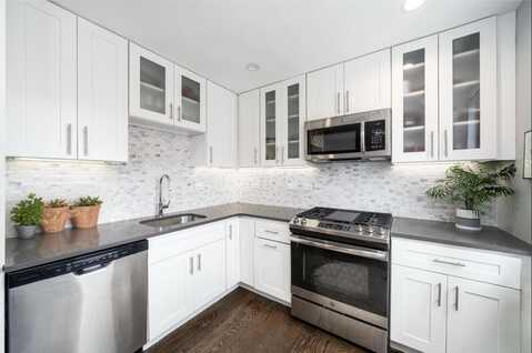 126 DELAWARE AVE, JC, Journal Square, NJ 07306