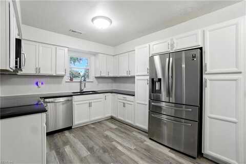3736 Burr Lane, Portsmouth, VA 23703
