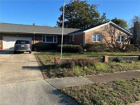 2427 Heutte Drive, Norfolk, VA 23518