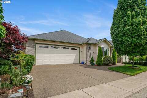 724 SE ST ANDREWS LN, Dallas, OR 97338