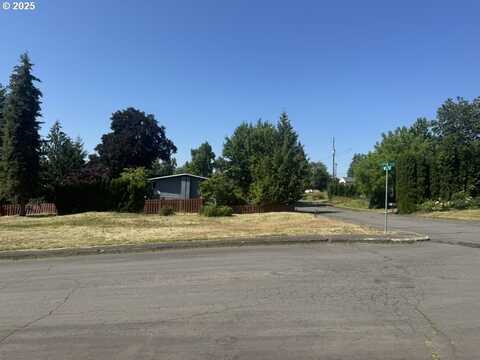 1361 West WAY, Salem, OR 97304